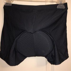 women bike shorts - small